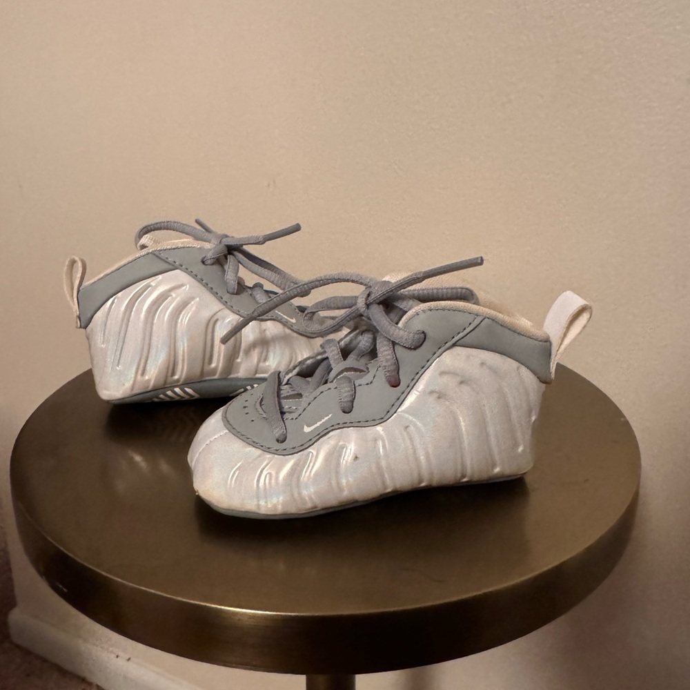 Nike Foamposite Lil Posite One KSA Gray White Toddler Shoes CW0981-001 3C
